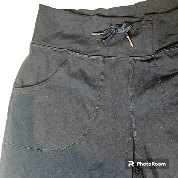 Lululemon women's long line high waisted soft stretch short Size 2 black - Picture 2 of 4